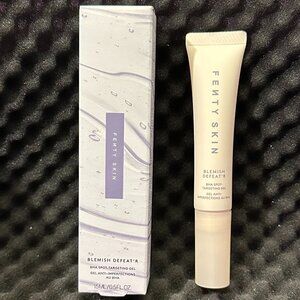 Fenty Beauty Blemish Defeat’r BHA Spot-Targeting Gel